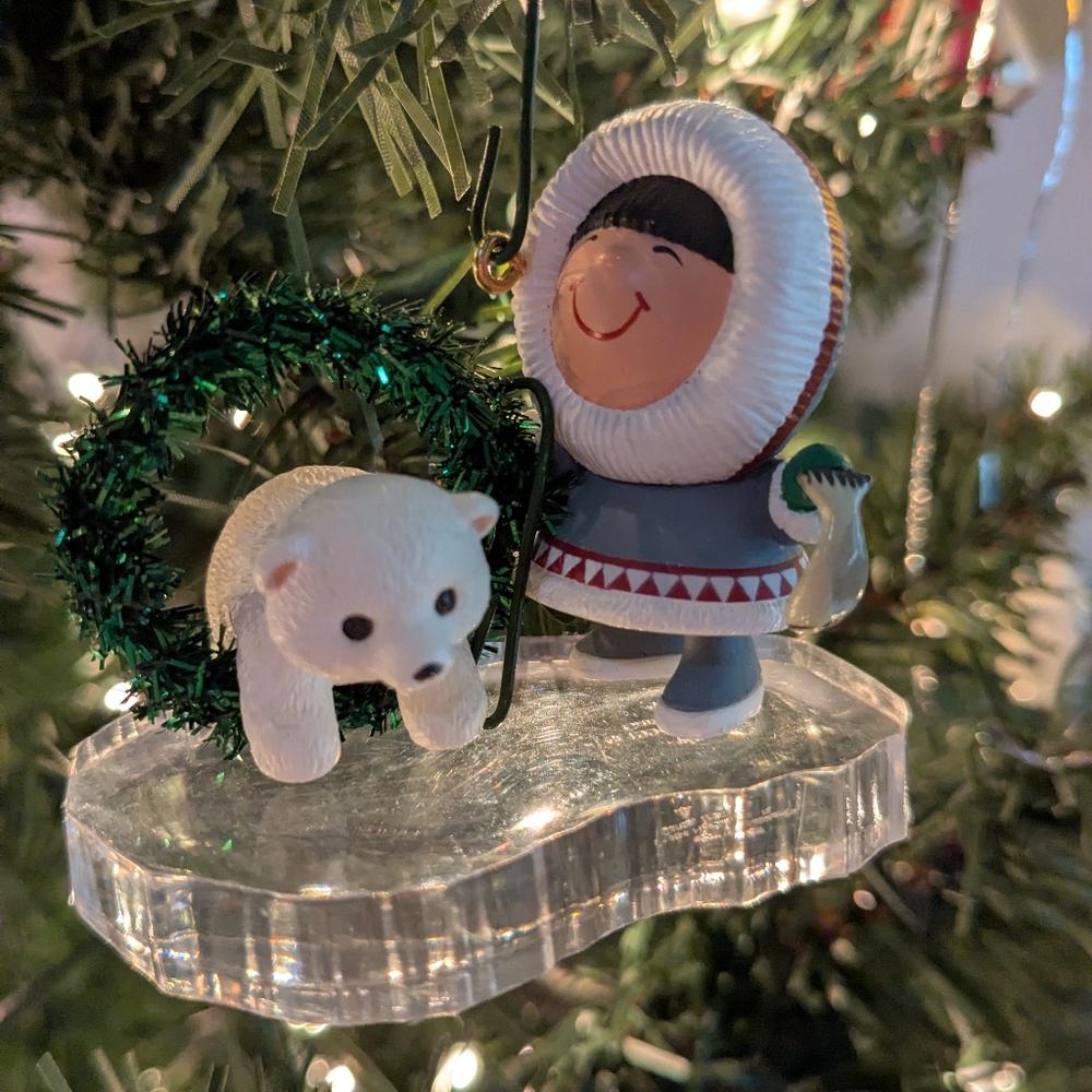Hallmark "Frosty Friends" Ornament